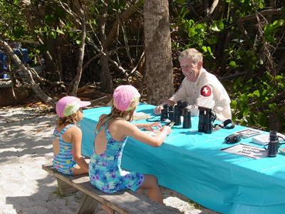 FamilyDiscoveryDay4-23-05