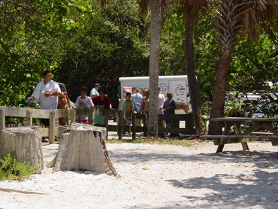 FamilyDiscoveryDay4-23-05
